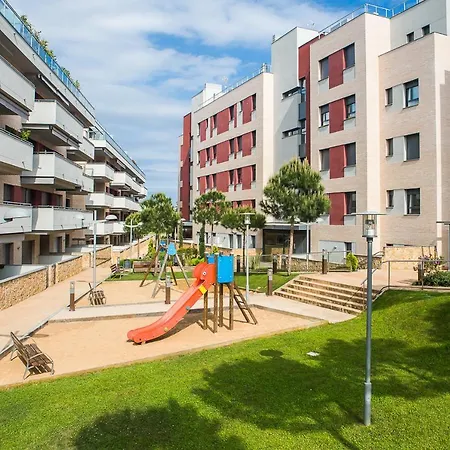 Piso Entero De 4 Pers. Enfrente Playas, Jardin, Bosque. * Lloret de Mar
